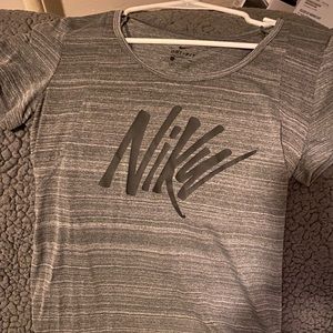 Nike peek a boo back athletic shirt